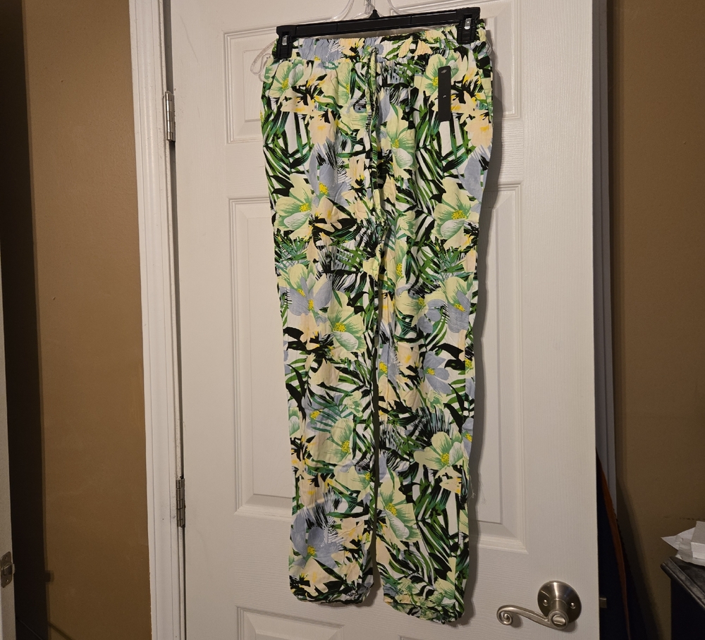 Shosho Tropical Floral Women's Joggers